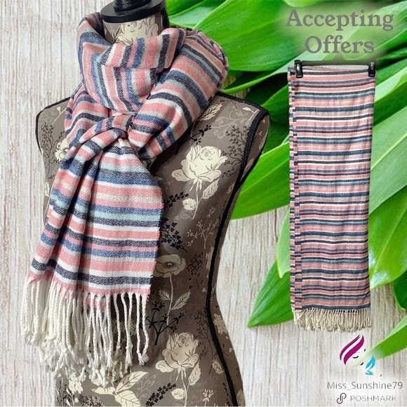 Blanket Scarf with subtle sparkle - stripes pink blue white - chic and casual - Picture 1 of 5